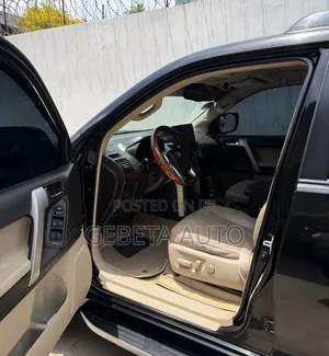 Toyota Land Cruiser Prado 2016