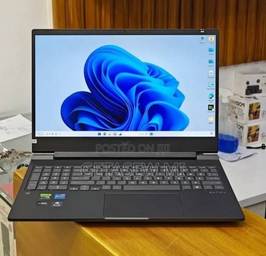 New Laptop HP Victus 16 16GB Intel Core i7 SSD 1T