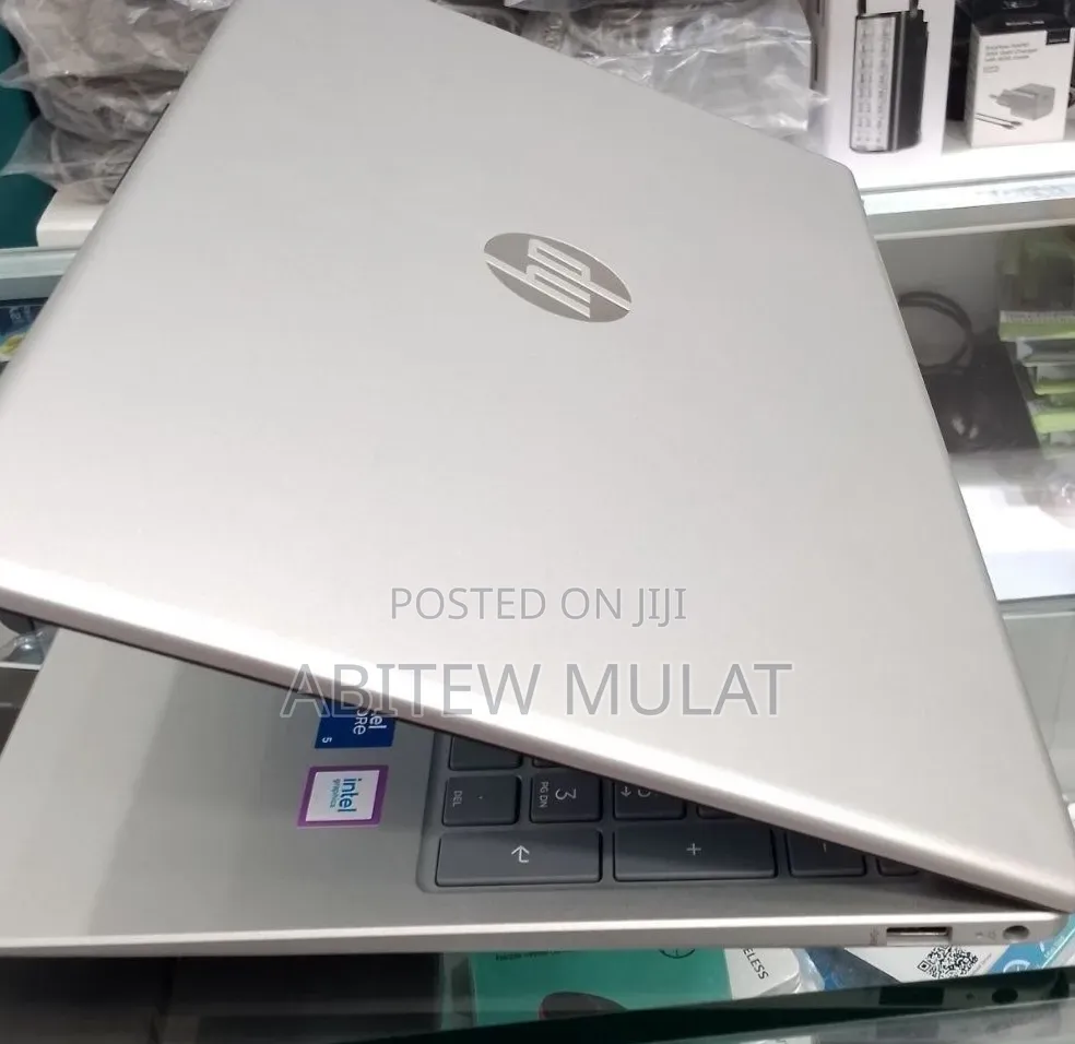 New Laptop HP Stream Notebook 16GB Intel Core 5 SSD 1T