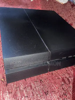 PlayStation 4 Fat