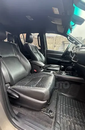 Toyota Hilux 2020