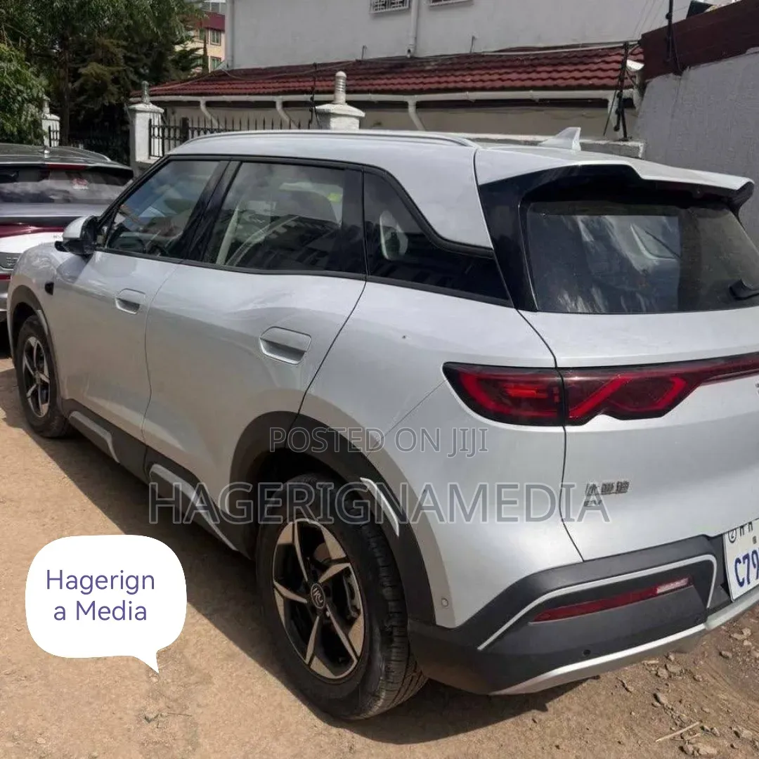 BYD Yuan Up 2025 Ivory