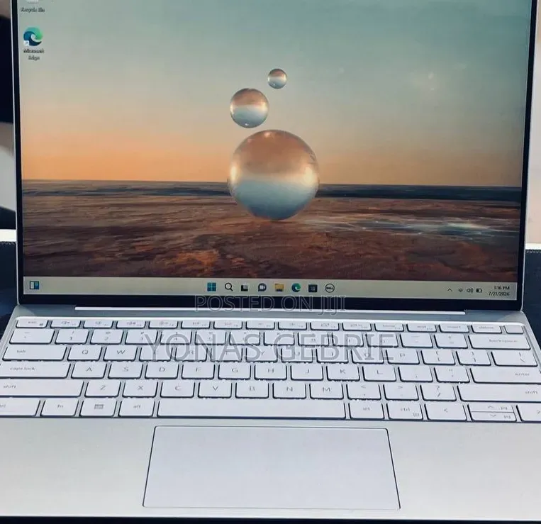 New Laptop Dell XPS 13 9315 16GB Intel Core i5 SSD 512GB