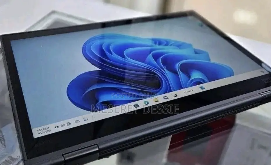 New Laptop Lenovo IdeaPad Yoga 13 16GB Intel Core i5 SSD 512GB