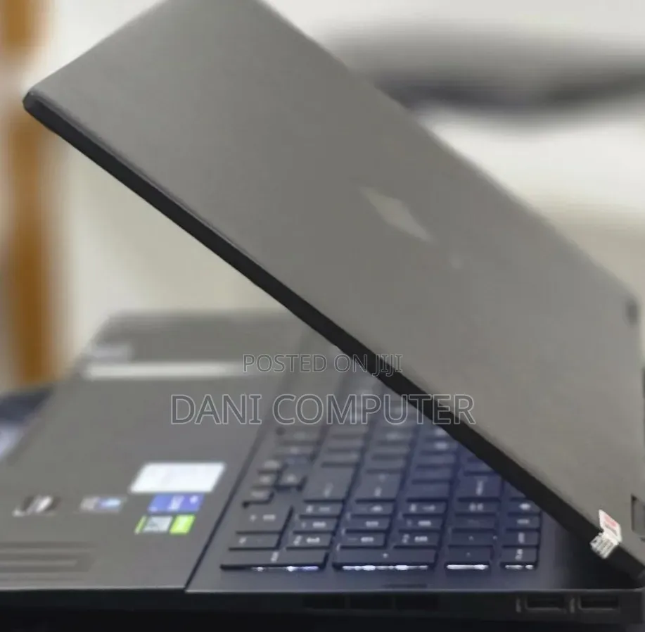 New Laptop HP Omen 16 16GB Intel Core i9 SSD 512GB