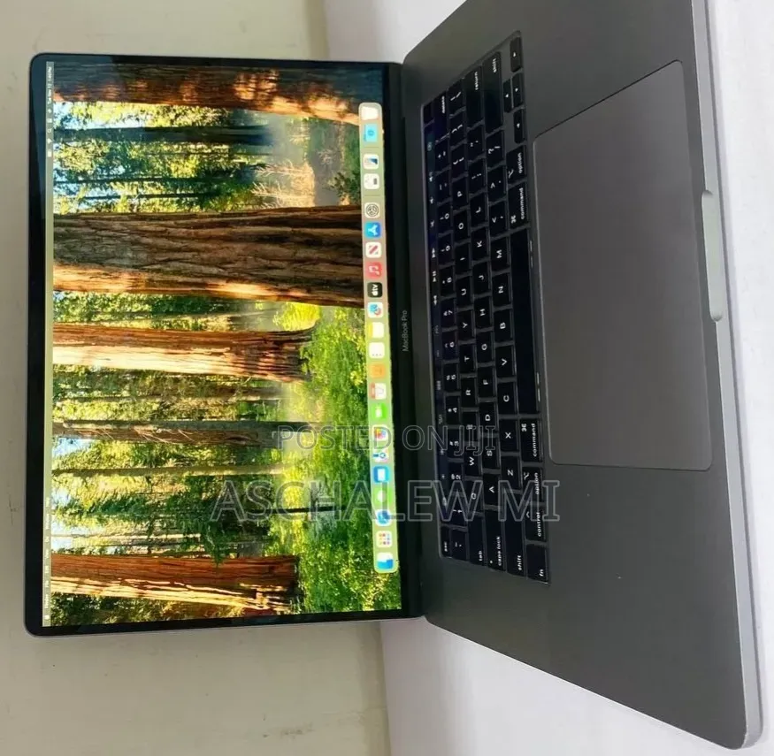 New Laptop Apple MacBook Pro 2019 16GB Intel Core i9 SSD 1T