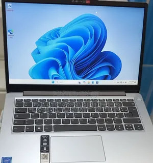 New Laptop Lenovo Ideapad 3 8GB HDD 128GB