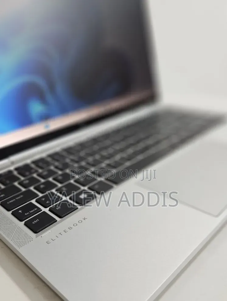 New Laptop HP EliteBook x360 1030 G8 16GB Intel Core i7 SSD 512GB