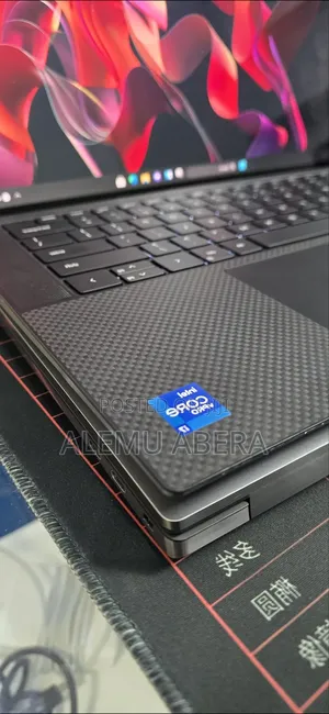 New Laptop Dell Precision 5560 16GB Intel Core i7 SSD 512GB