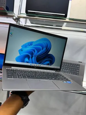 New Laptop HP ZBook Power G7 16GB Intel Core i5 SSD 512GB
