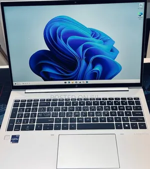 New Laptop HP EliteBook 860 G10 32GB Intel Core i7 SSD 1T