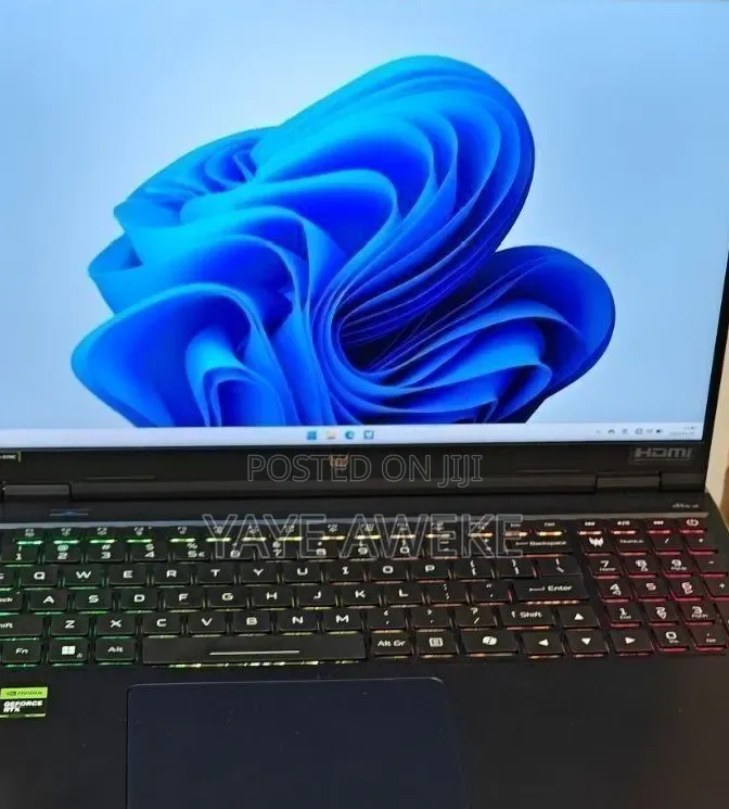 New Laptop Acer Predator Helios Neo 16 16GB Intel Core i7 SSD 1T
