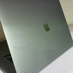 New Laptop Apple MacBook Pro 2019 16GB Intel Core i9 SSD 1T
