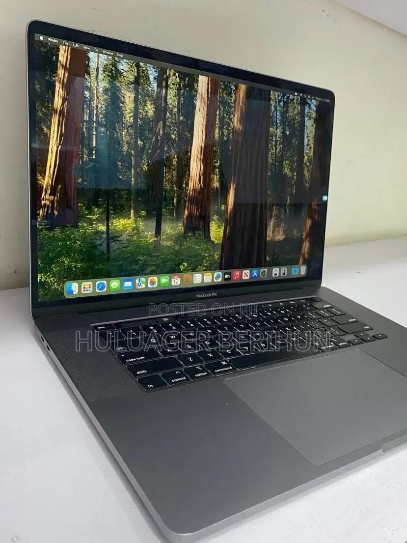 New Laptop Apple MacBook Pro 2019 16GB Intel Core i9 SSD 1T