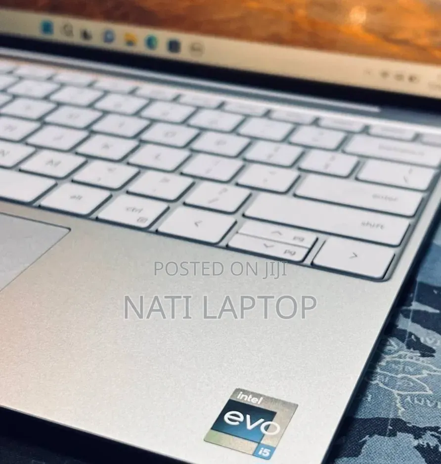 New Laptop Dell XPS 13 16GB Intel Core i5 SSD 512GB