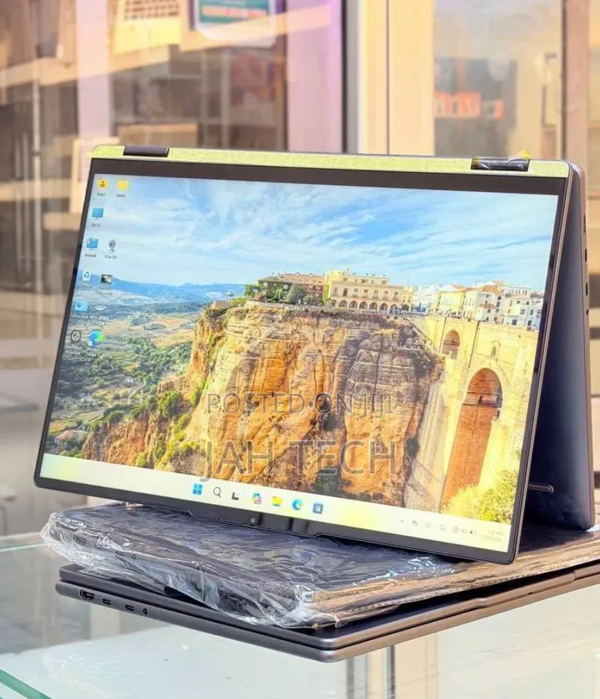 New Laptop Lenovo Yoga 9i 16GB Intel Core Ultra 7 SSD 512GB