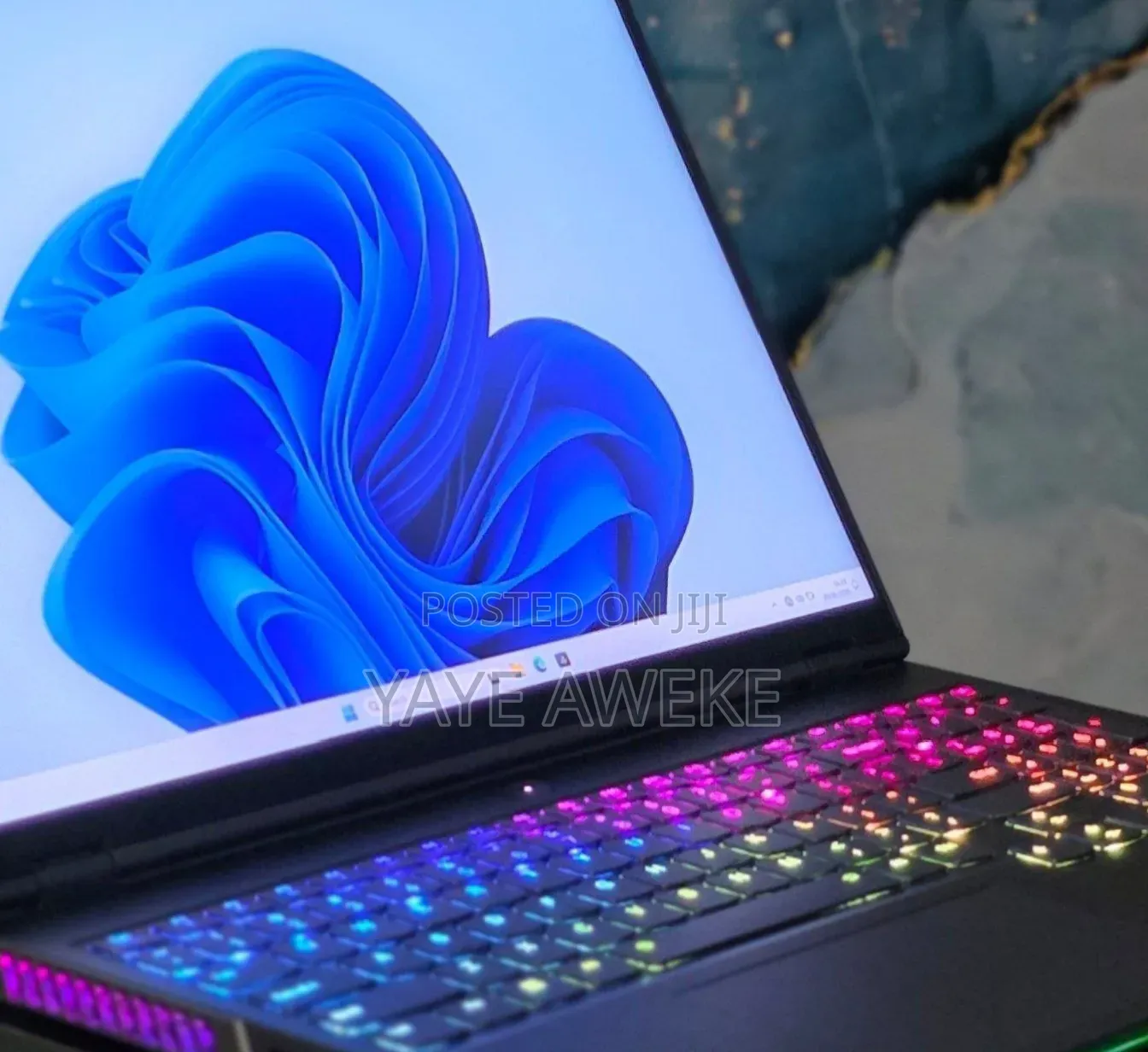 New Laptop Lenovo Legion 9 16GB AMD Ryzen 9 SSD 1T