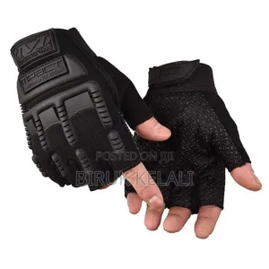 Tactical Gloves Feature Padded Impact Protection and a Textured Grip