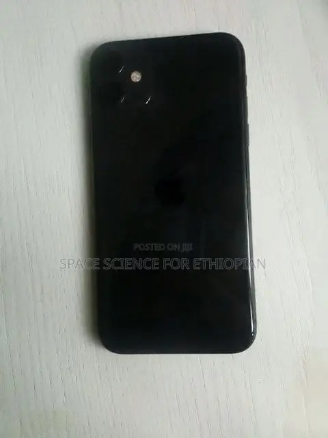 Apple iPhone 11 64 GB Black