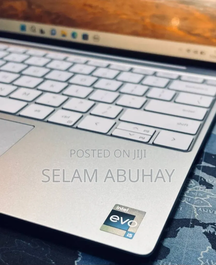 New Laptop Dell XPS 15 16GB Intel Core i5 SSD 512GB