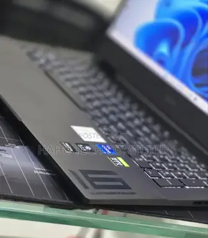 New Laptop HP Omen 16 16GB Intel Core i9 SSD 512GB