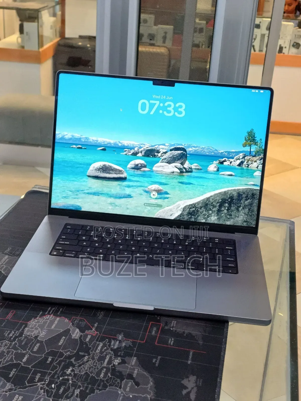 New Laptop Apple MacBook Pro 2021 M1 32GB Apple M1 Pro SSD 512GB