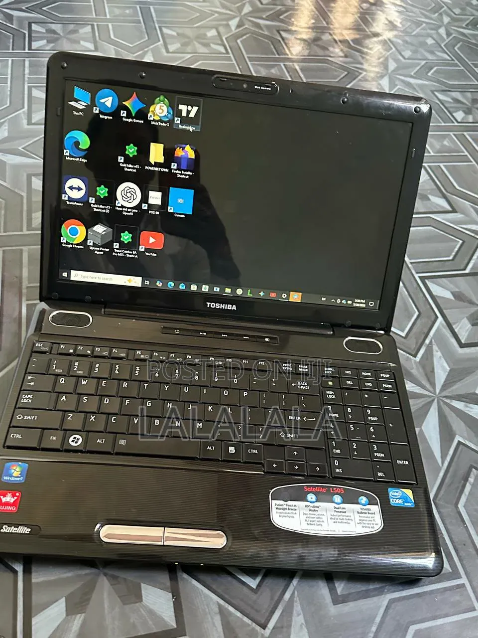 Laptop Toshiba Satellite L500 4GB Intel Core i5 HDD 500GB