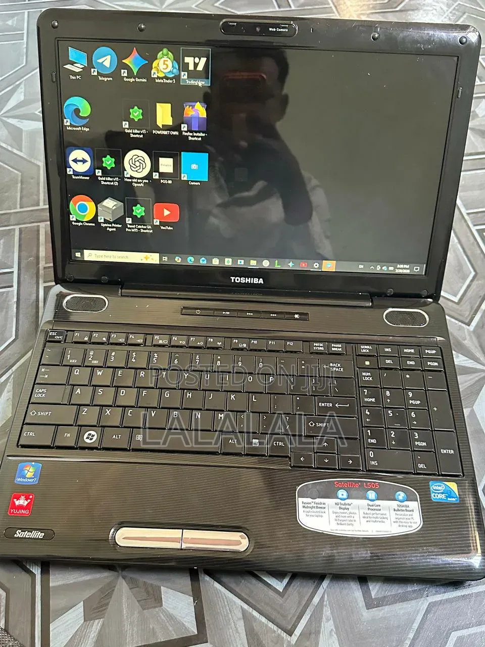 Laptop Toshiba Satellite L500 4GB Intel Core i5 HDD 500GB