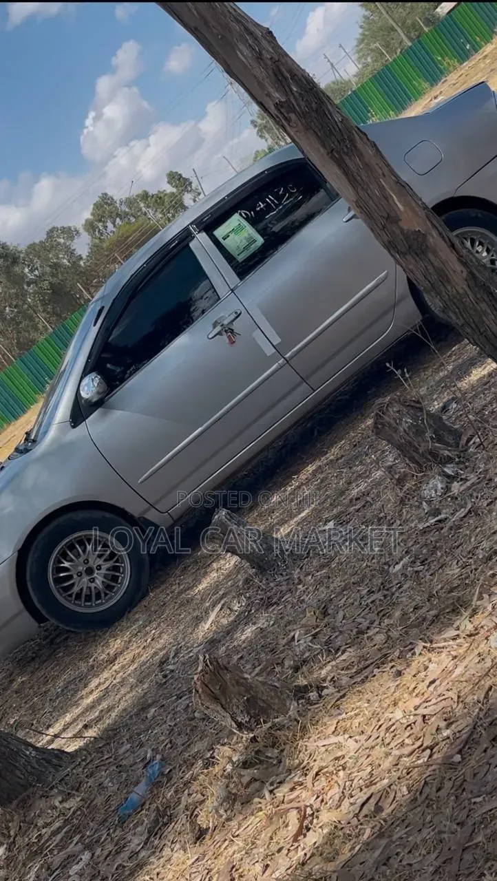 Toyota Corolla 2003 Ivory