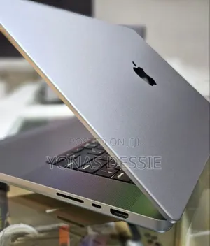 New Laptop Apple MacBook Pro 2021 M1 Max 32GB SSD 1T