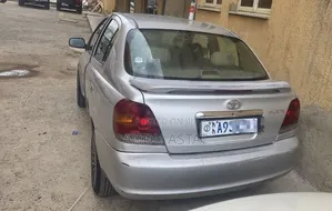 Toyota Platz 2005 Silver