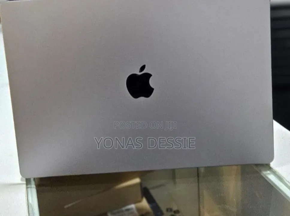 New Laptop Apple MacBook Pro 2021 M1 Max 32GB SSD 1T