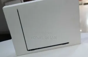 New Laptop Apple MacBook Air 2026 M5 16GB SSD 512GB