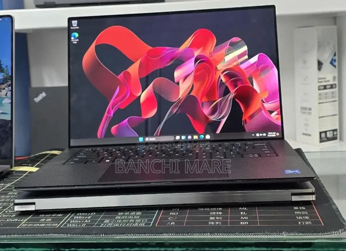 New Laptop Dell Precision 5560 16GB Intel Core i7 SSD 512GB