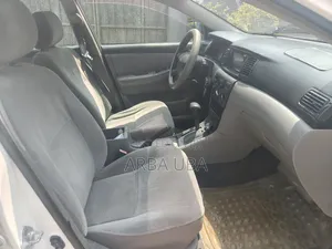 Toyota Corolla 2001 White