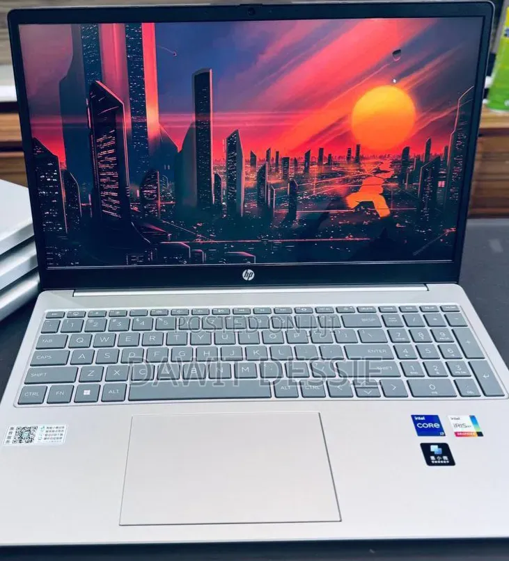 New Laptop HP 16GB Intel Core i7 SSD 512GB