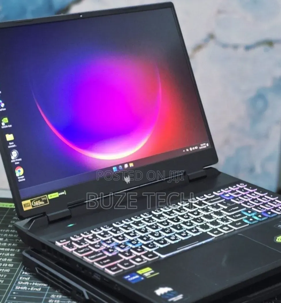 New Laptop Acer Predator Helios Neo 16 16GB Intel Core i7 SSD 512GB