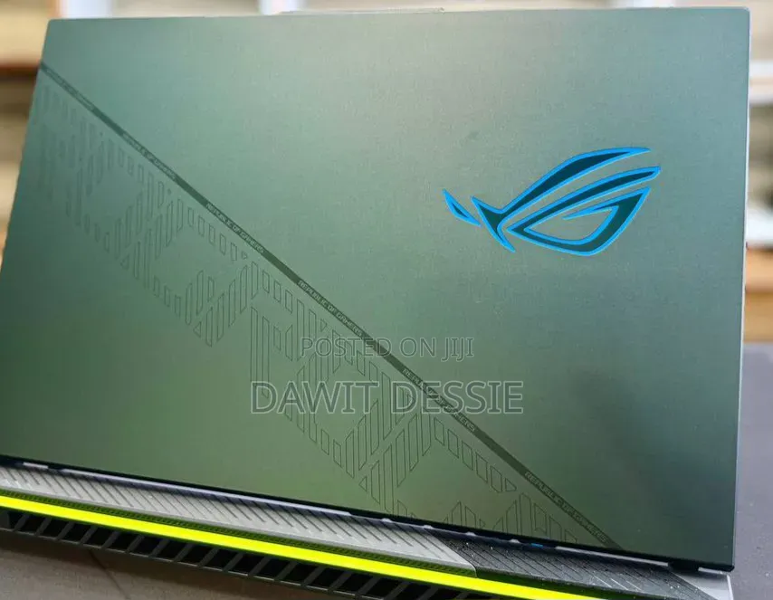 New Laptop Asus ROG Strix G16 16GB Intel Core i9 SSD 1T