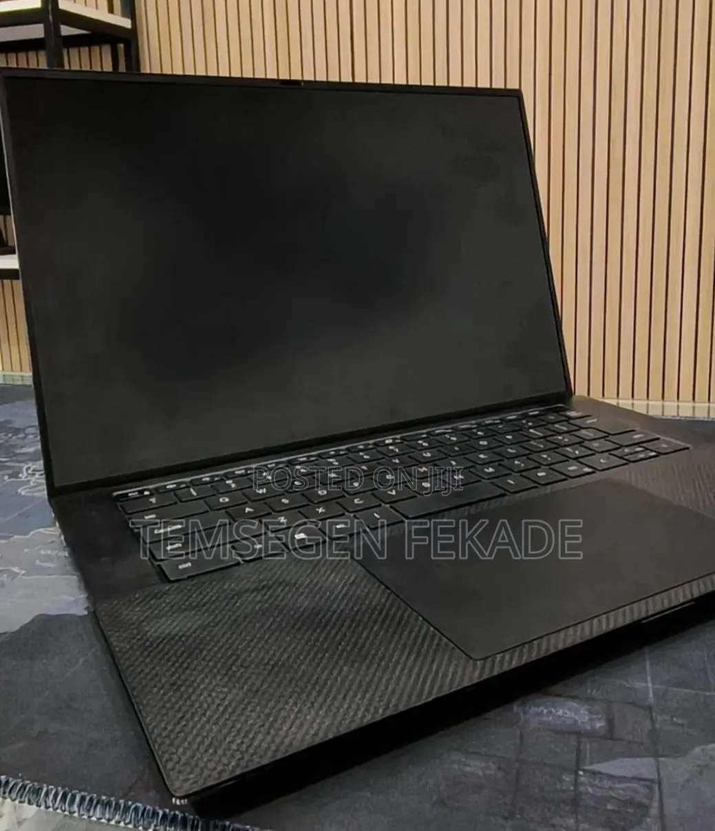 New Laptop Dell Precision 5550 16GB Intel Core i7 SSD 512GB