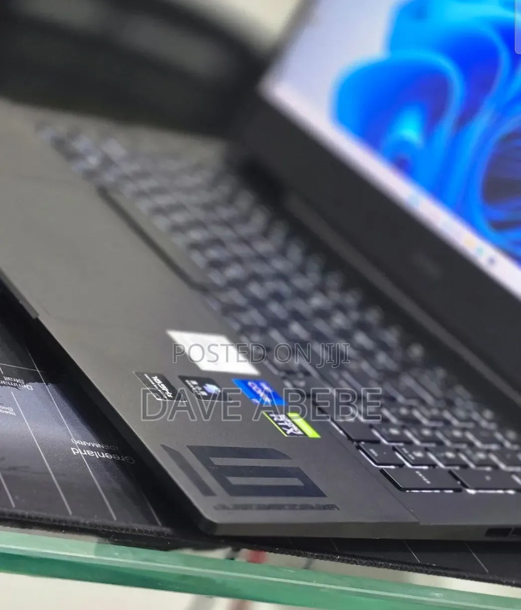 New Laptop HP Omen 16 16GB Intel Core i9 SSD 512GB