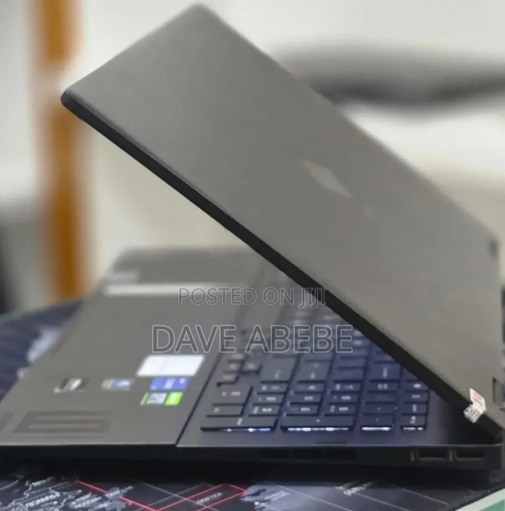 New Laptop HP Omen 16 16GB Intel Core i9 SSD 512GB