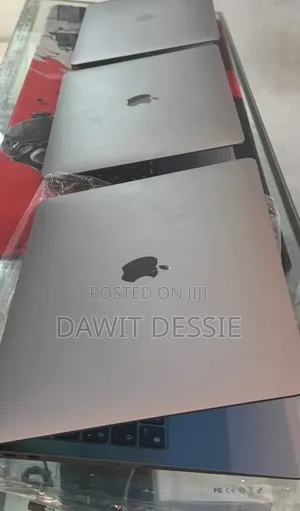 New Laptop Apple MacBook Air 2020 M1 8GB Apple M1 SSD 256GB