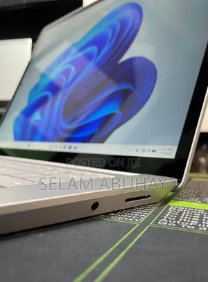 New Laptop Microsoft Surface 16GB Intel Core Ultra 7 SSD 512GB