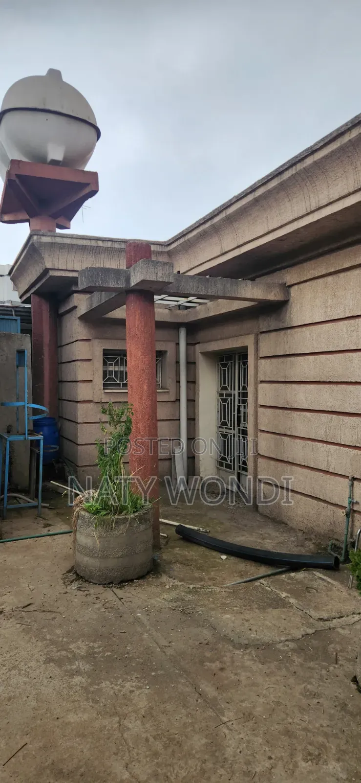 6bdrm House in Villa, Yeka for rent