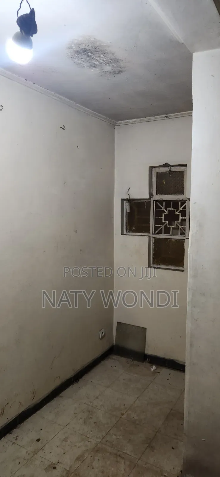 6bdrm House in Villa, Yeka for rent