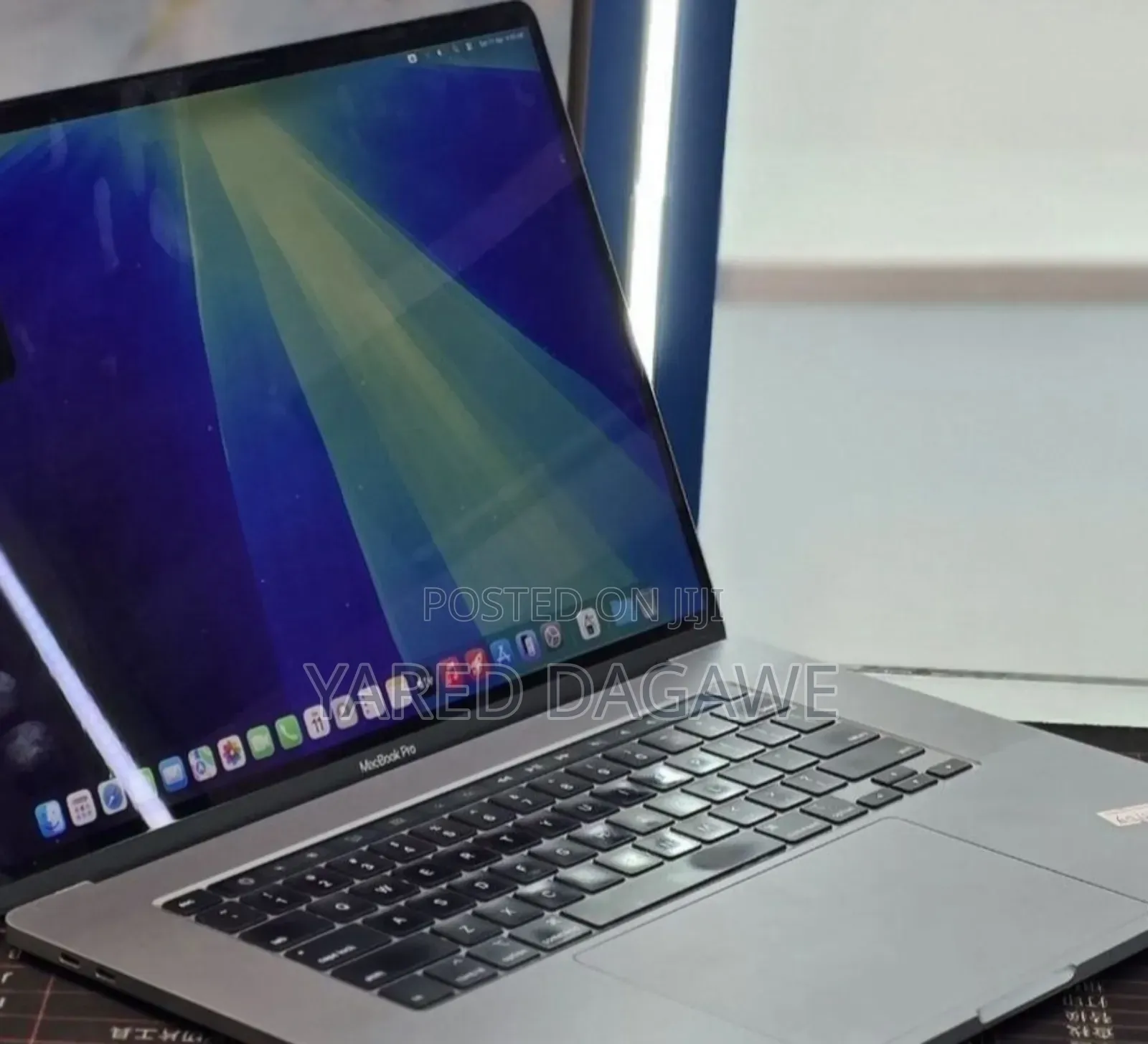 New Laptop Apple MacBook Pro 2019 16GB Intel Core i9 SSD 2T