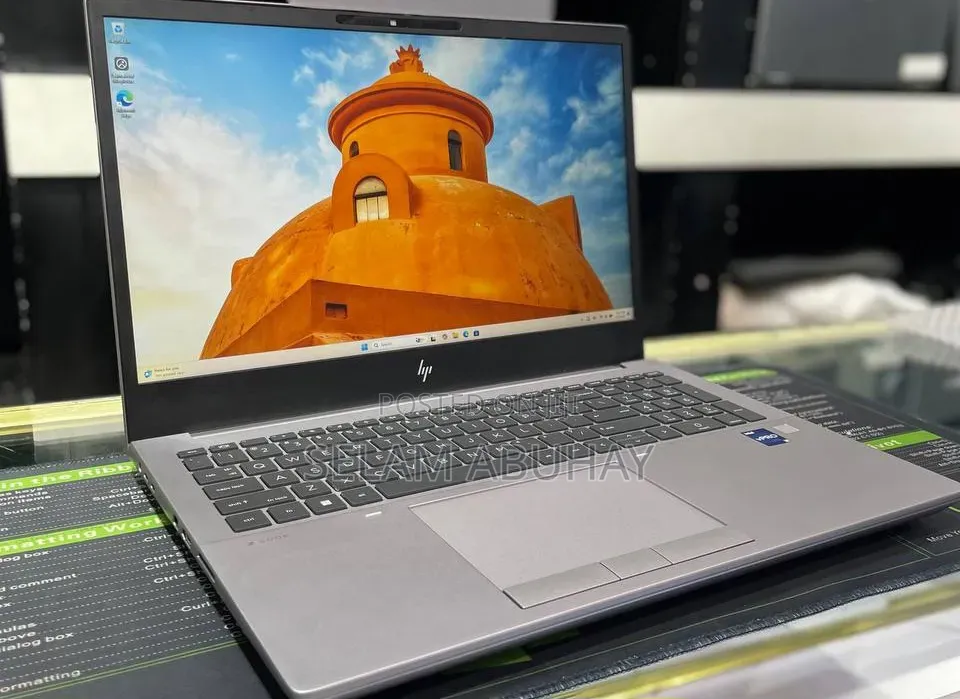 New Laptop HP ZBook Studio 32GB Intel Core i9 SSD 512GB