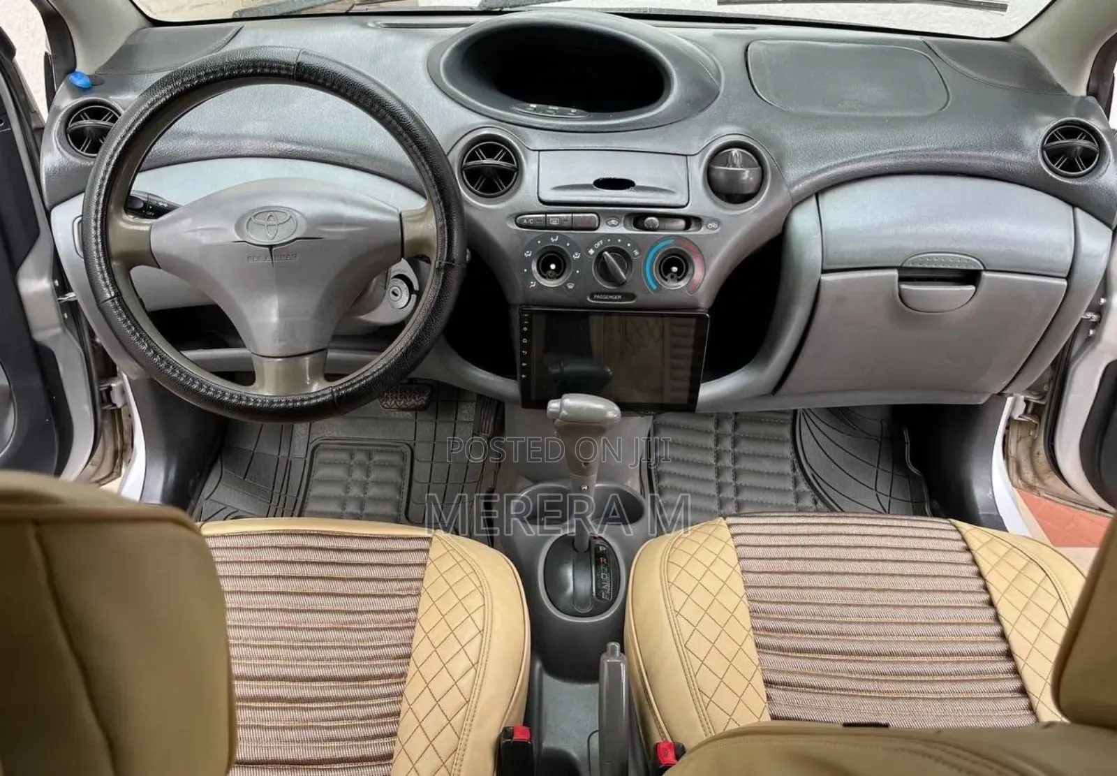 Toyota Vitz 2001 Silver