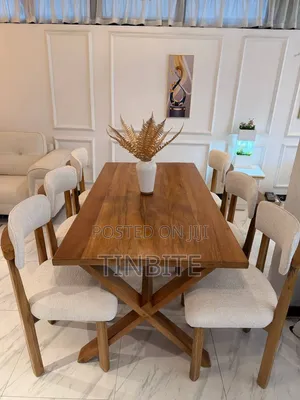 የምግብ ጠረጴዛ Dining Table