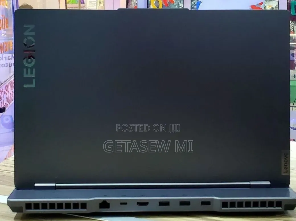 New Laptop Lenovo Legion 5 16GB AMD Ryzen 7 SSD 1T